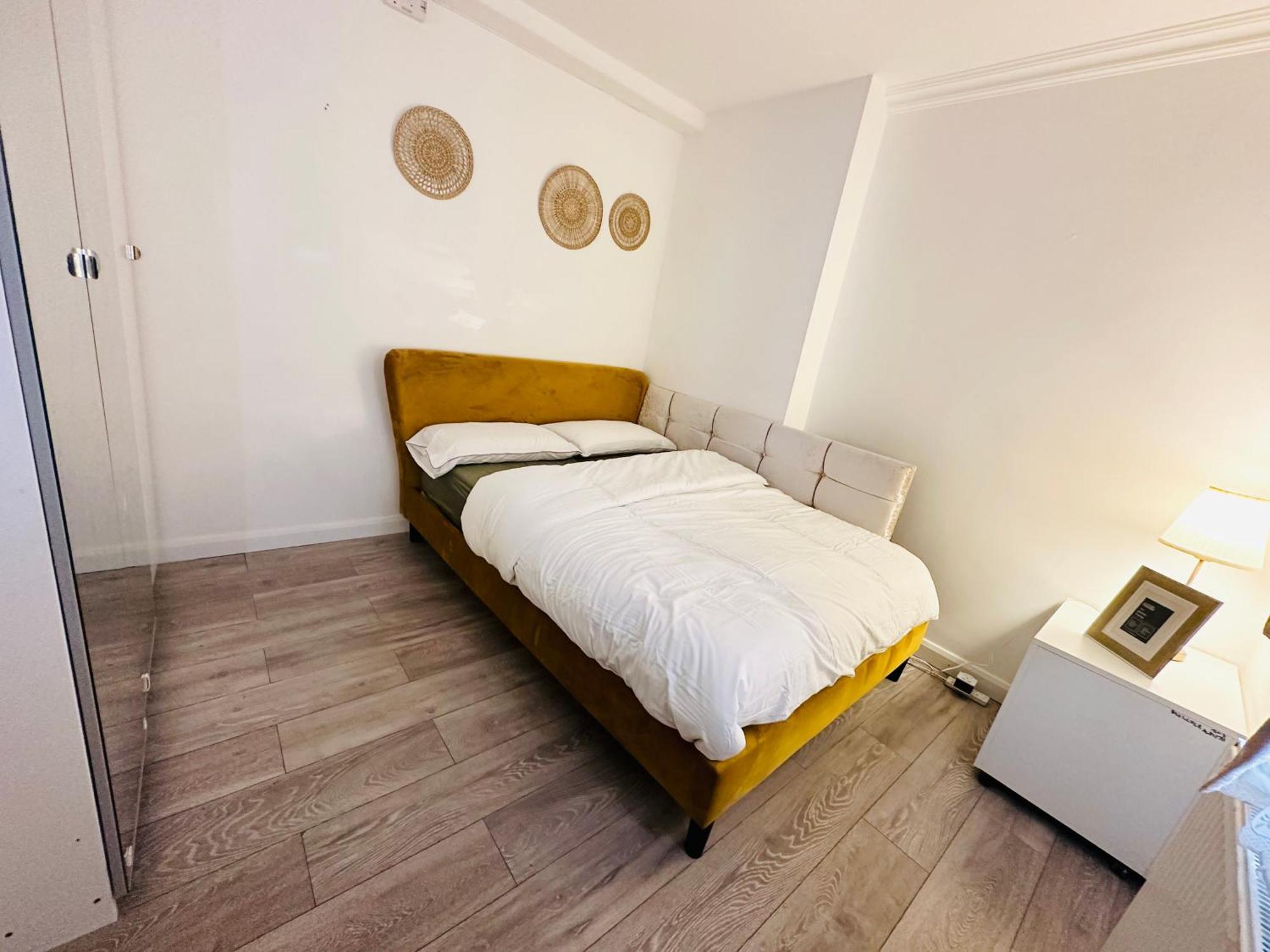 Beautiful Home In London With Easy Access To Central London Sutton  Dış mekan fotoğraf