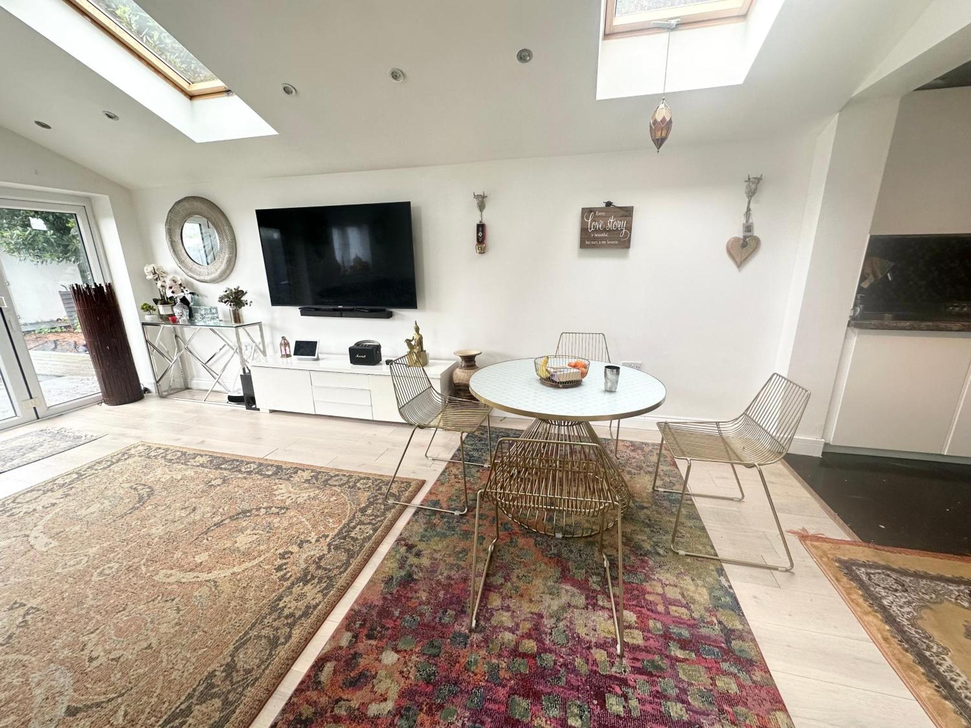 Beautiful Home In London With Easy Access To Central London Sutton  Dış mekan fotoğraf